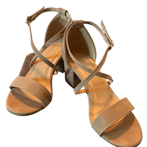 Top Moda taupe Cross-ankle Strap Sandals. Size 8 2” heel